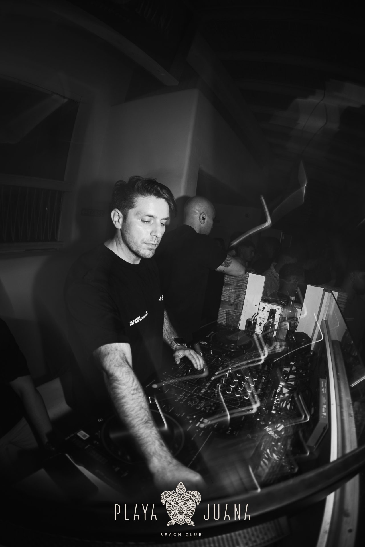 Cosmin Gaiger DJ