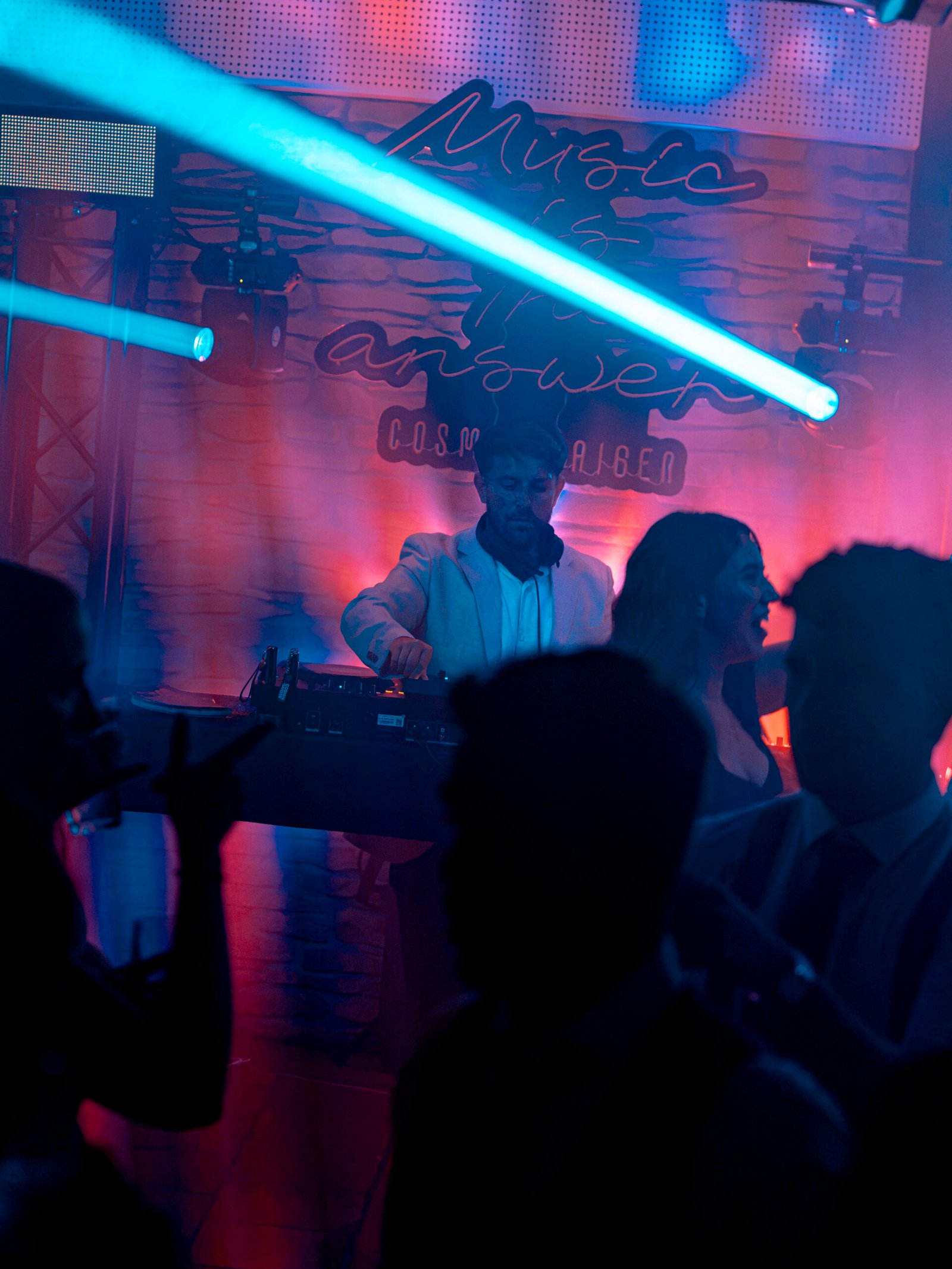 Cosmin Gaiger DJ Wedding